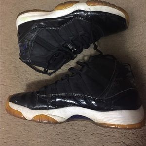 Air Jordan 11 Space Jam